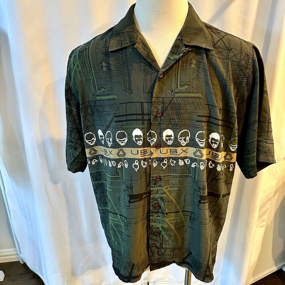 Urban Expedition Men Button Down Shirt Button Large Vintage Y2K Green Faces